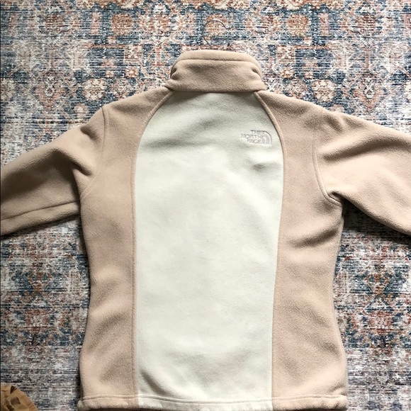 Women’s North Face Fleece Jacket - Picture 2 of 2